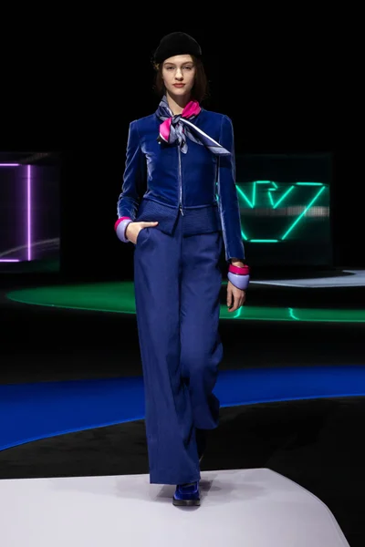 Look 5